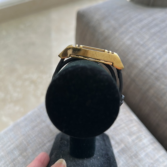 Tory Burch for Fitbit Flex 2 double wrap leather bracelet - Picture 3 of 7